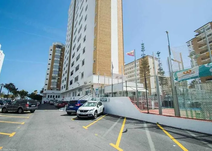 Apartment Ronda 3 Con Enorme Terraza Soleada. Fuengirola