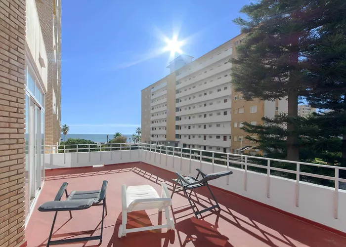 Ronda 3 Con Enorme Terraza Soleada. フエンヒロラ